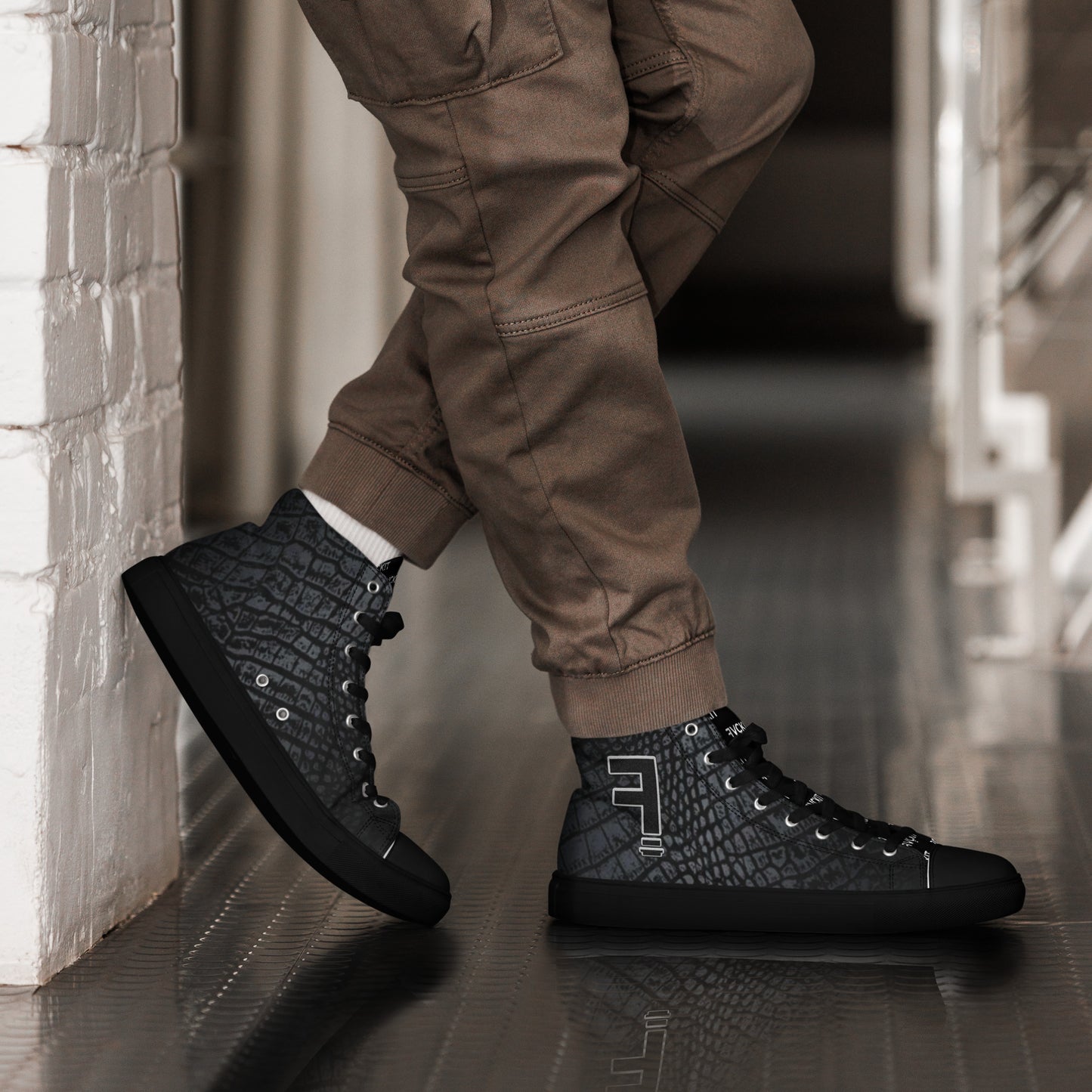 F 1=ONES / Mens