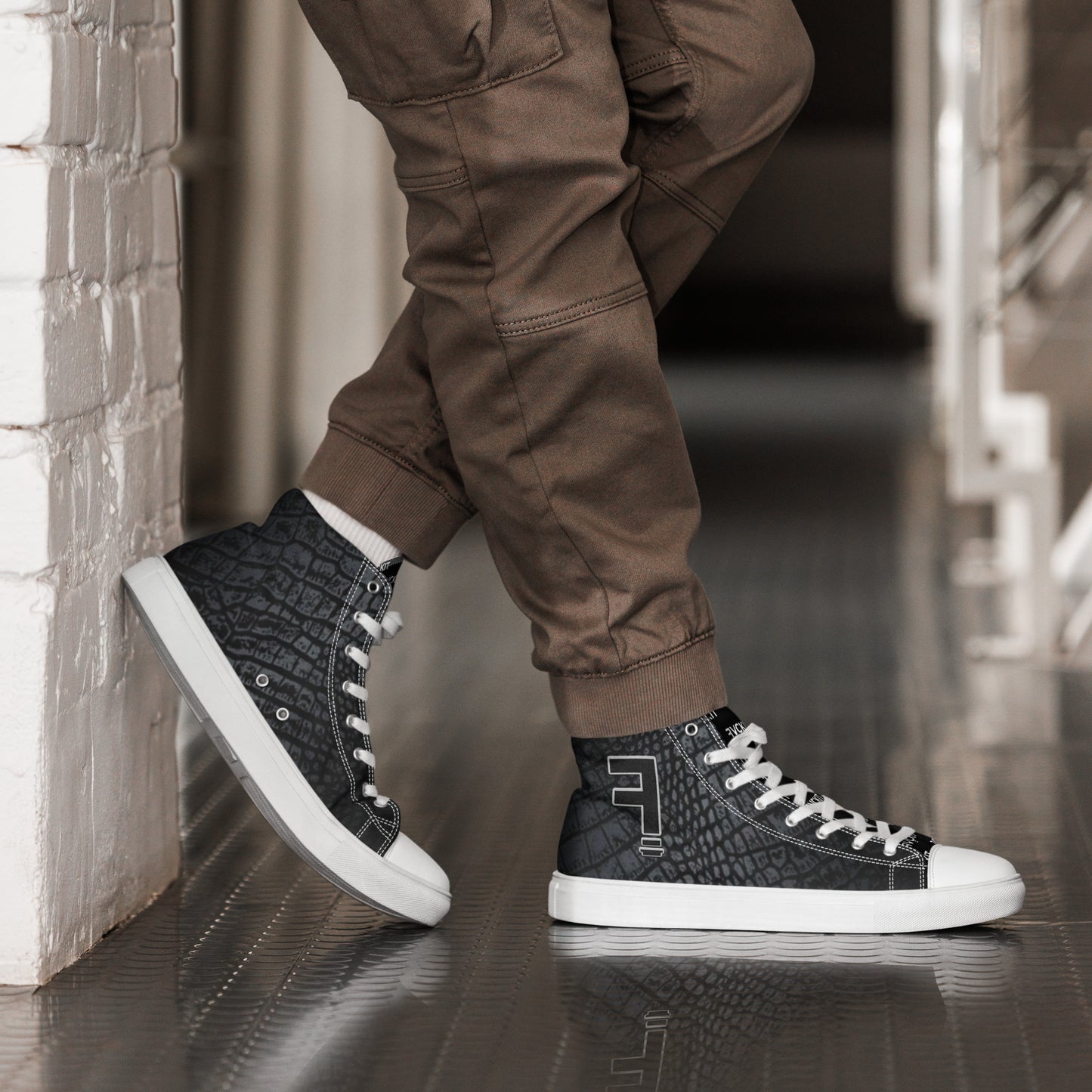 F 1=ONES / Mens